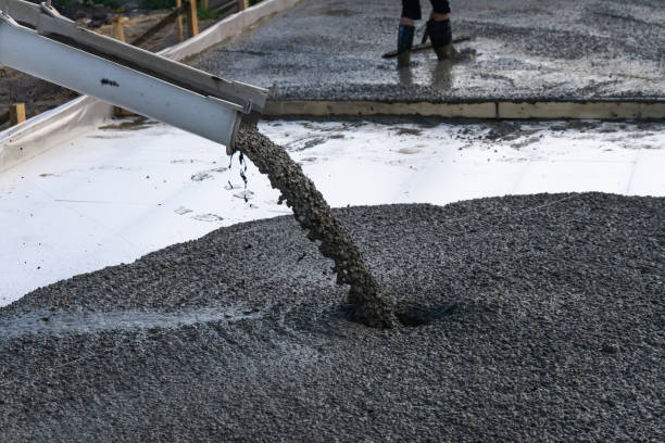 Best Concrete Contractor Near Me  in Mont Belvieu, TX